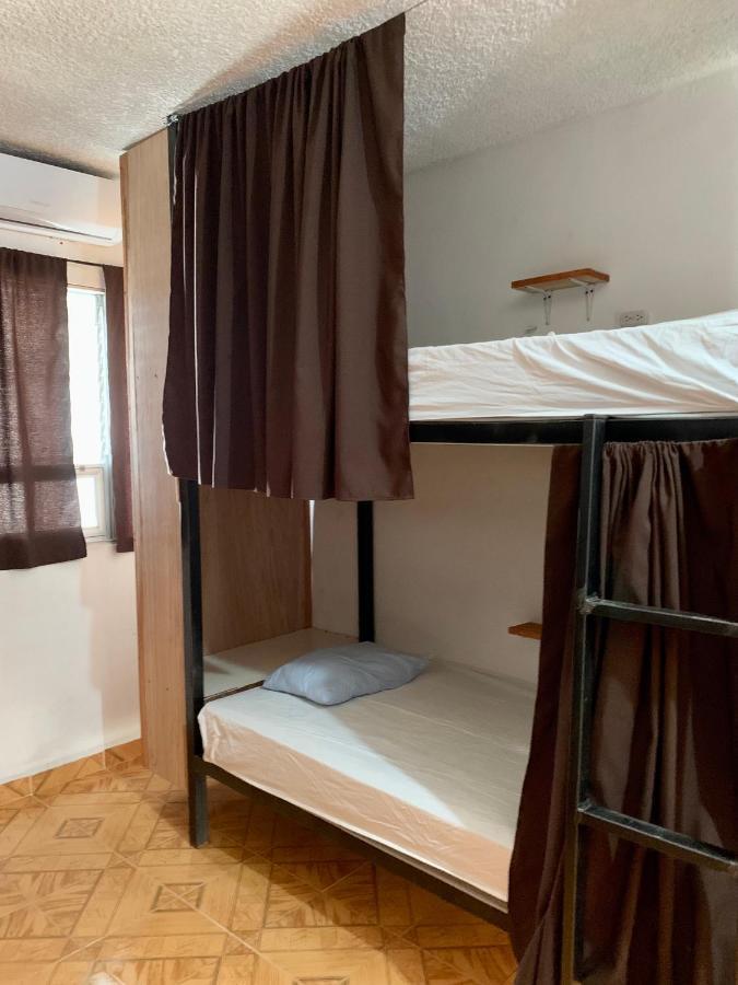 Spanglish Hostel Valladolid  Eksteriør billede
