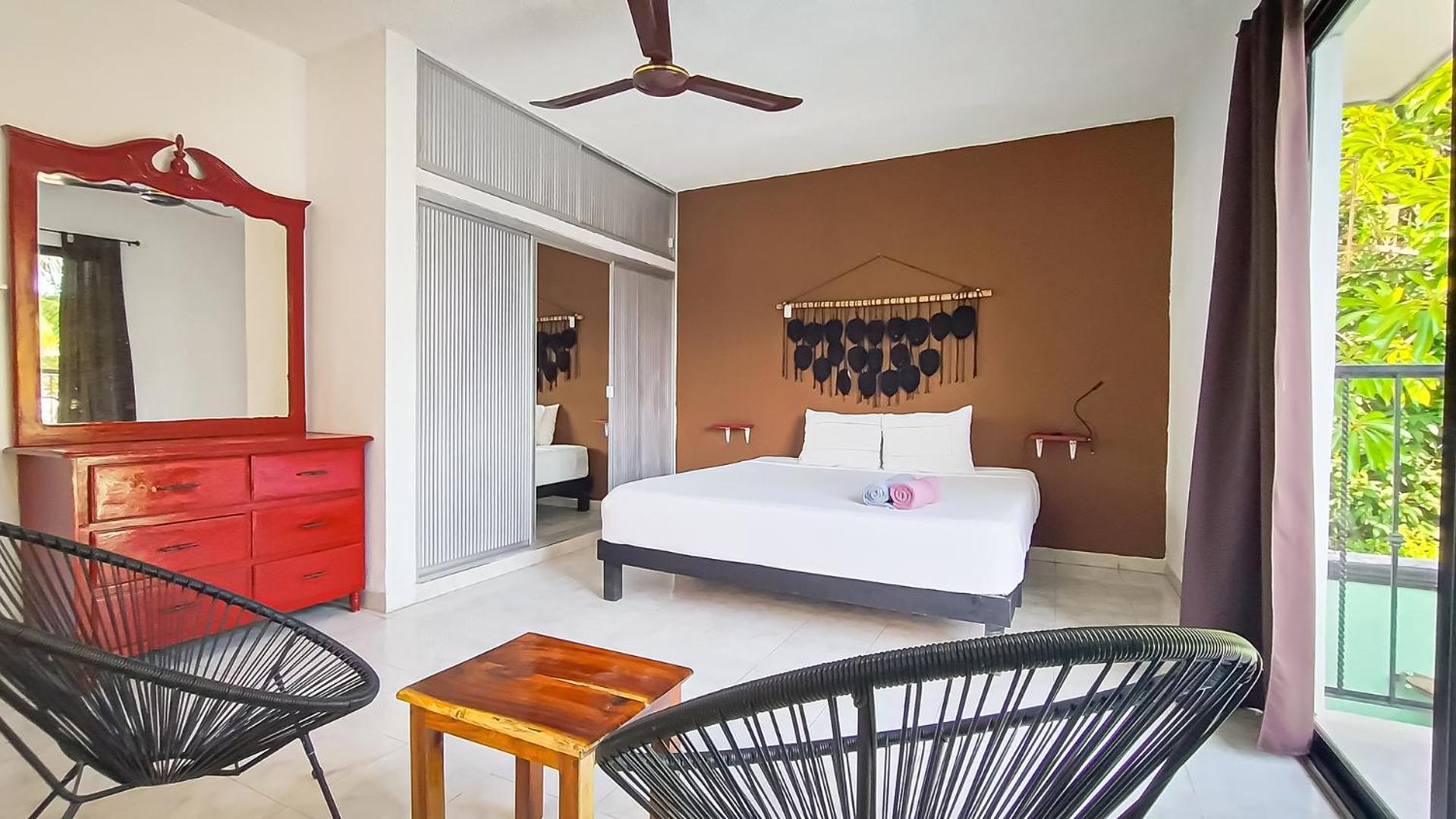 Spanglish Hostel Valladolid  Eksteriør billede
